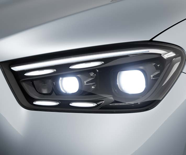 Mercedes-Benz GLE — MULTIBEAM LED headlamp with individually controlled LEDs.
