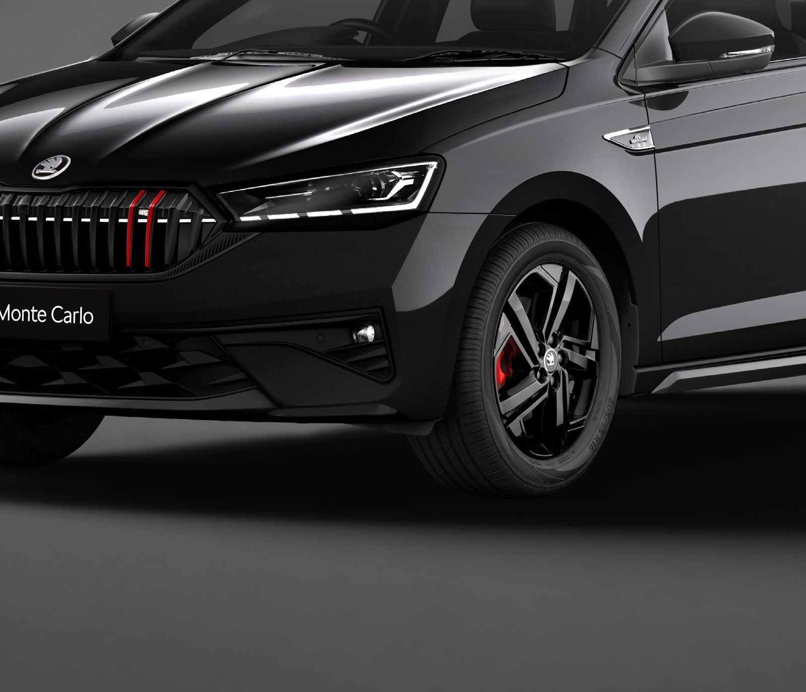 Skoda Slavia, New R16 black alloy wheels with sporty red brake calipers on the Monte Carlo