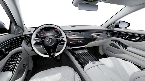 Mercedes-Benz Mercedes-Maybach S-Class, The driver's view: Maybach steering wheel, driver display and the MBUX Superscreen in the light two-tone cabin.