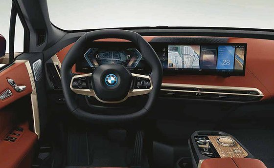 BMW iX, Hexagonal steering wheel and open cabin
