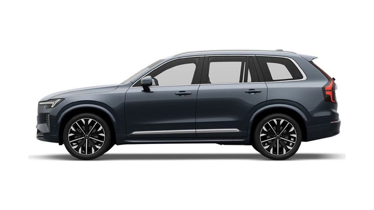 XC90 in Onyx Black colour