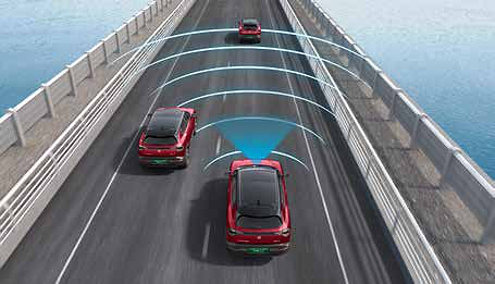 Toyota Urban Cruiser Ebella, Lane assist keeps the vehicle centred within its lane