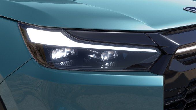 Honda Elevate, LED projector headlamps with integrated LED DRLs and turn indicators