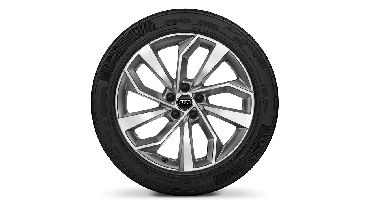 Audi Q5 — R19 five-twin-arm alloy wheels in Graphite Gray with a gloss-turned finish.