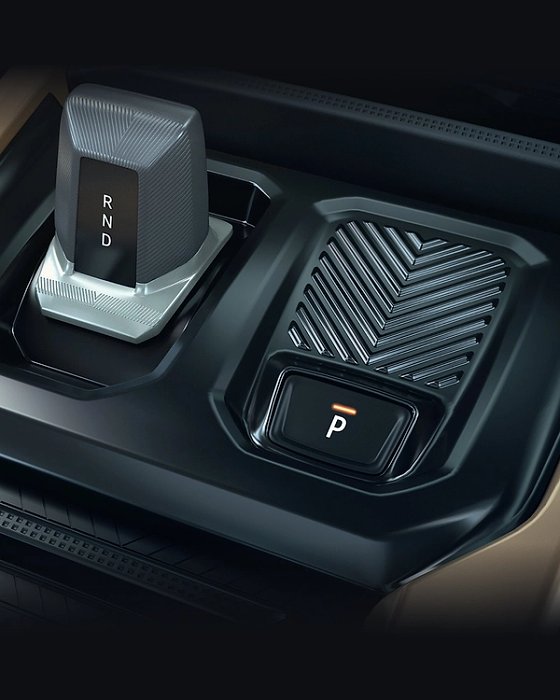 Nissan Tekton, Fly-by-wire e-shifter with electronic parking brake and auto hold