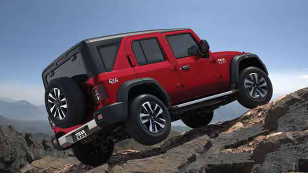 Mahindra Thar Roxx — Class-leading 41.7-degree approach and 36.1-degree departure angles for steep, rocky climbs