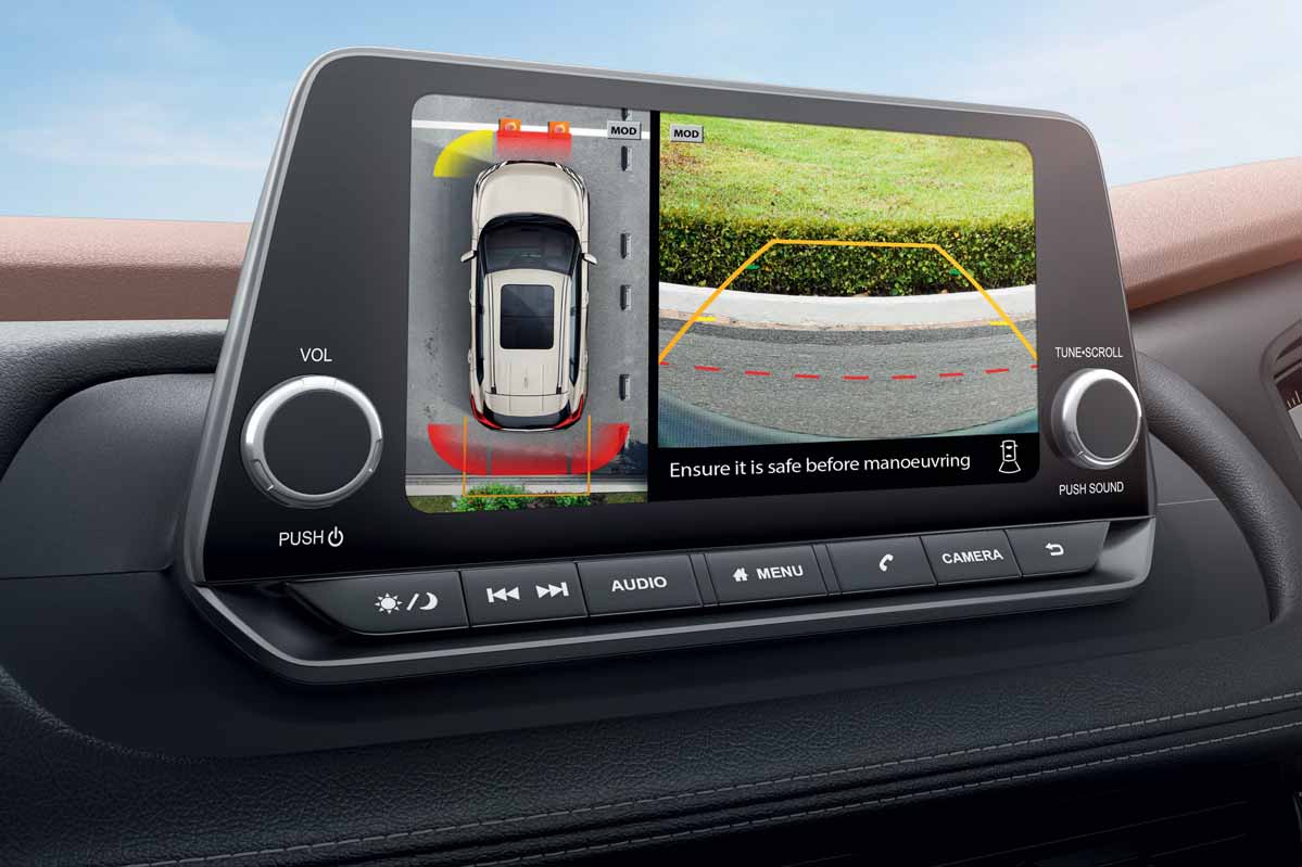 Nissan X-Trail — Intelligent Around View Monitor with Moving Object Detection