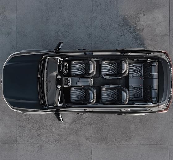 MG Majestor, Top-down view of the M-Lounge cabin with quilted leather-accented captain and bench seating