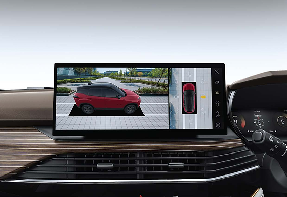 Tata Harrier, 360-degree surround view camera with blind view monitor on the touchscreen