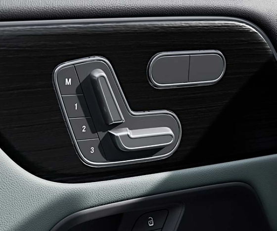 Mercedes-Benz GLA, Electrically adjustable front seats with 3-position memory function
