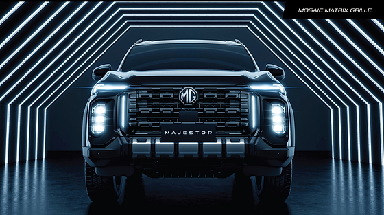 MG Majestor, Illuminated Mosaic Matrix grille flanked by Dragon Eye vertical DRLs and tri-beam LED headlamps