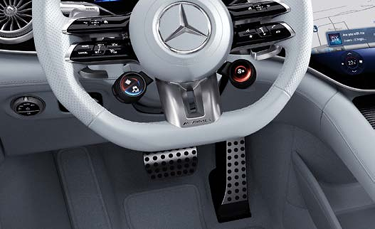 Mercedes-Benz Mercedes-AMG EQS 53 4MATIC+, AMG Performance steering wheel in Nappa leather with brushed steel pedals