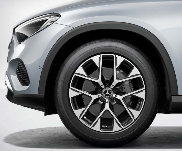Mercedes-Benz GLC — AMG-line multi-spoke alloy wheel