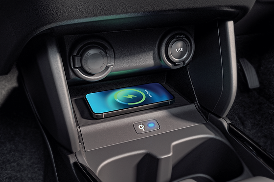Maruti Suzuki Swift, Wireless smartphone charging pad in the centre console