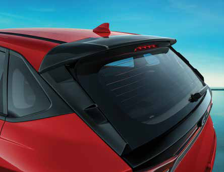 Hyundai i20 — Sporty tailgate spoiler with side wings