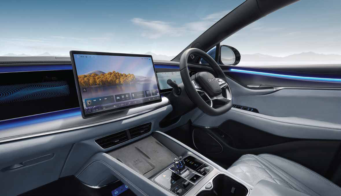 BYD Sealion 7 — 15.6-inch rotating touchscreen infotainment display with rotary drive selector.
