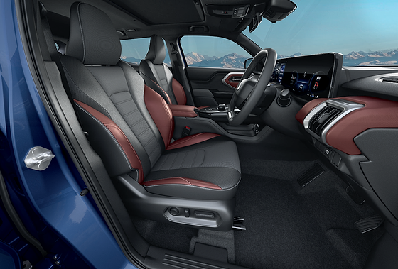 Maruti Suzuki e Vitara, Dual-tone black and maroon leatherette front seats with perforated inserts and contrast stitching.