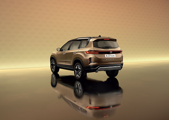 Tata Safari, Rear tailgate design with connecting LED DRL strip and tail lamps