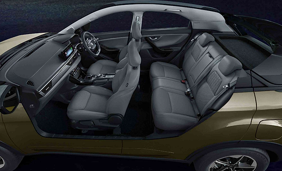 Tata Nexon, Spacious rear legroom with rear AC vents and 60:40 rear seat split