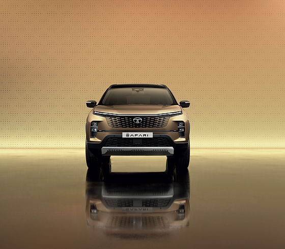 Tata Safari, Bi-LED projector headlamps with connected LED DRLs, centre position lamp and welcome lamp animation
