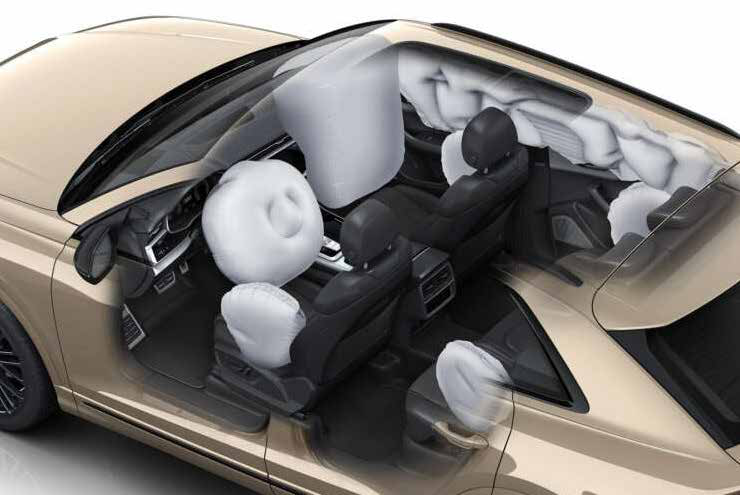Audi SQ8 — Multi-airbag occupant protection system.