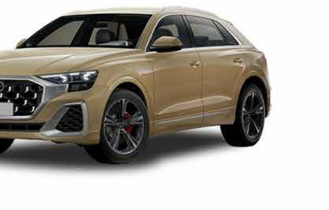 Audi SQ8 in Sakhir Gold