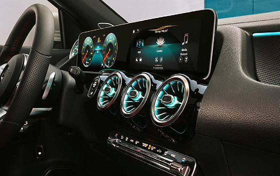 Mercedes-Benz Mercedes-AMG GLA 35 4MATIC, MBUX twin-screen display with 'Hey Mercedes' voice control