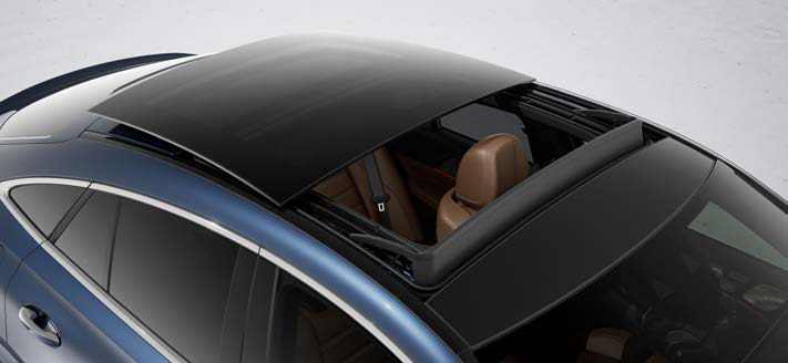 Mercedes-Benz Mercedes-AMG GLE 53 Coupe — Panoramic sliding sunroof with electric sun blind and anti-pinch protection