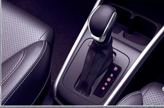 Maruti Suzuki XL6, Six-speed automatic transmission gear selector