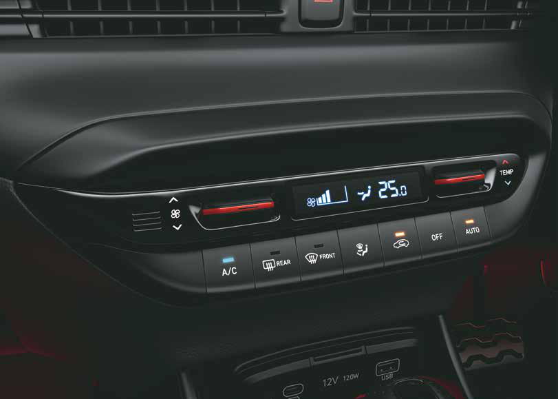 Hyundai i20 N Line — Fully automatic temperature control with digital display