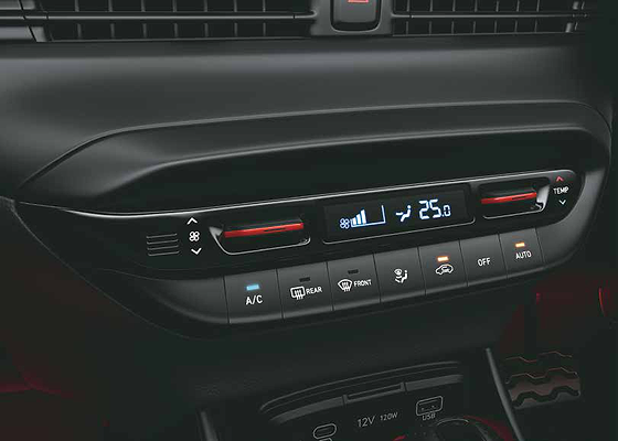 Hyundai i20 N Line, Fully automatic temperature control with digital display