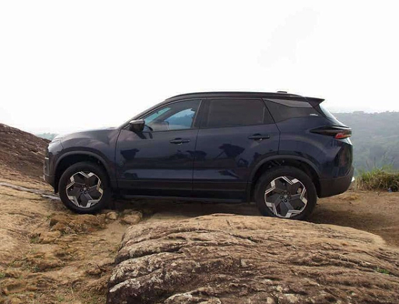 Tata Harrier EV, Ultra Glide suspension - independent multi-link rear set-up with frequency-dependent damping pairs precise handling with a plush ride