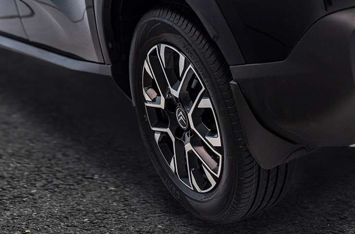 Citroën Basalt X — 16-inch ‘Urban’ diamond-cut alloy wheels