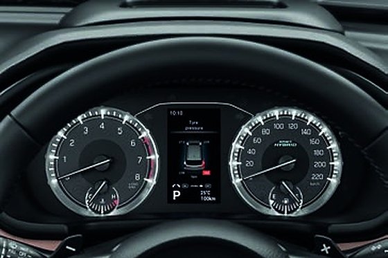 Maruti Suzuki Brezza, Analogue dials flanking a colour TFT multi-information display.