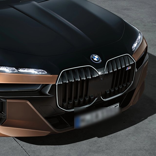 BMW i7 photo