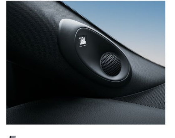 Toyota Camry, Premium 9-speaker JBL audio system