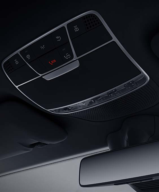 Mercedes-Benz G-Class, Overhead control console with the red SOS button for the emergency call system