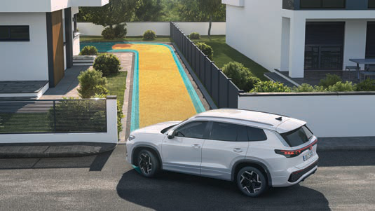 Volkswagen Tayron — Park Assist with automated guided parking manoeuvres