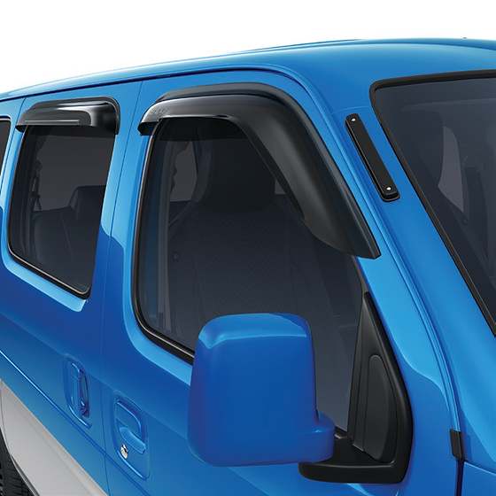 Maruti Suzuki Eeco, Side-window door visors.