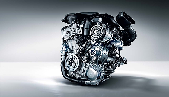 Mercedes-Benz Mercedes-AMG A45 S, 4-cylinder in-line diesel engine.