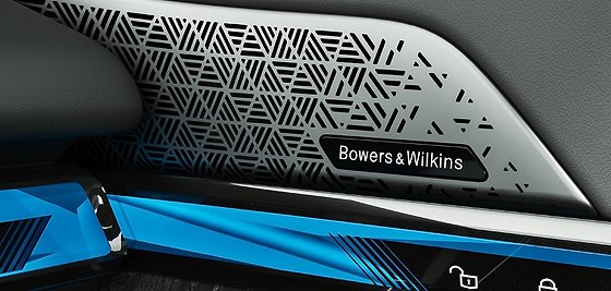BMW i5 LWB, Bowers & Wilkins Diamond Surround Sound: 17 speakers, 655 watts.