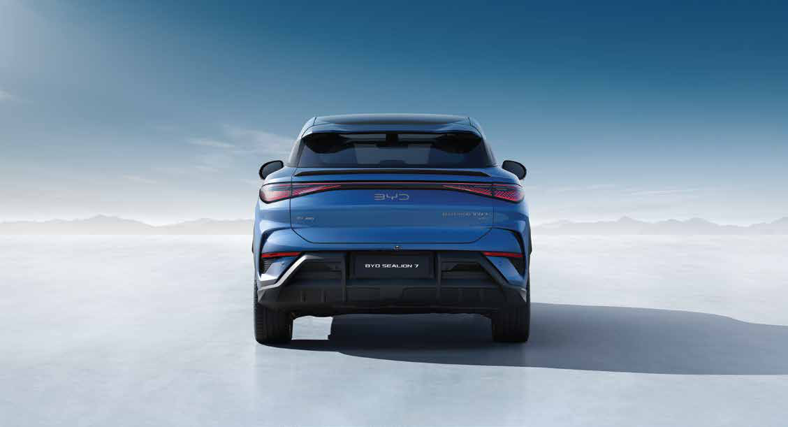 BYD Sealion 7 — Ocean Horizon full-width LED tail-light bar across the rear.