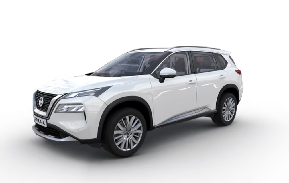 Nissan X-Trail in Pearl White