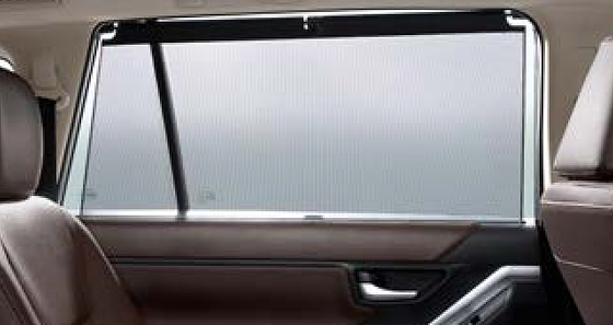 Toyota Innova Hycross, Roll-up rear-door window sunshades
