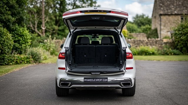 BMW X7 photo