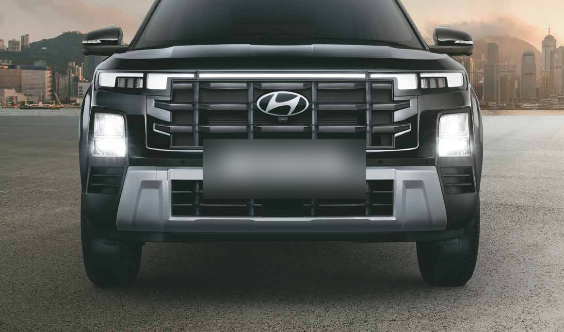 Hyundai Creta — Black-chrome parametric grille with quad-beam LED headlamps
