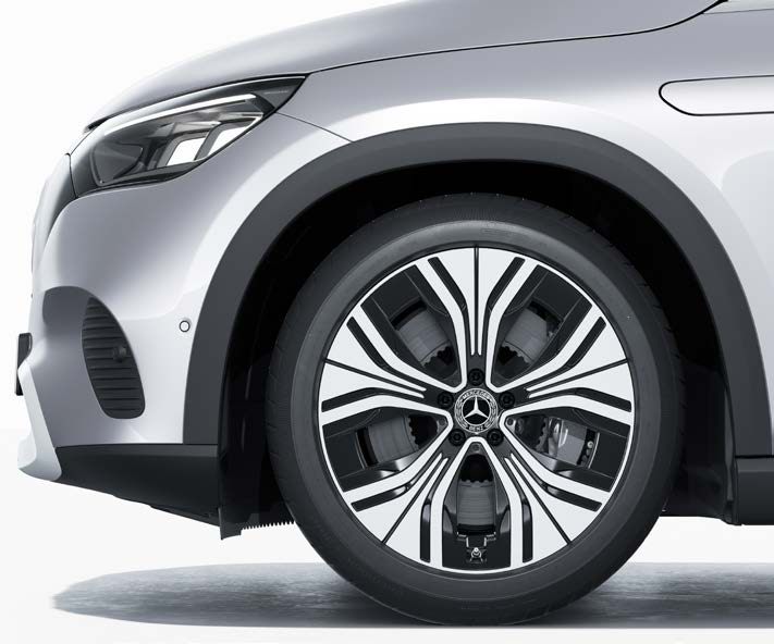 Mercedes-Benz EQE SUV — 50.8 cm (20-inch) 5-spoke aerodynamic light-alloy wheels in high-gloss black