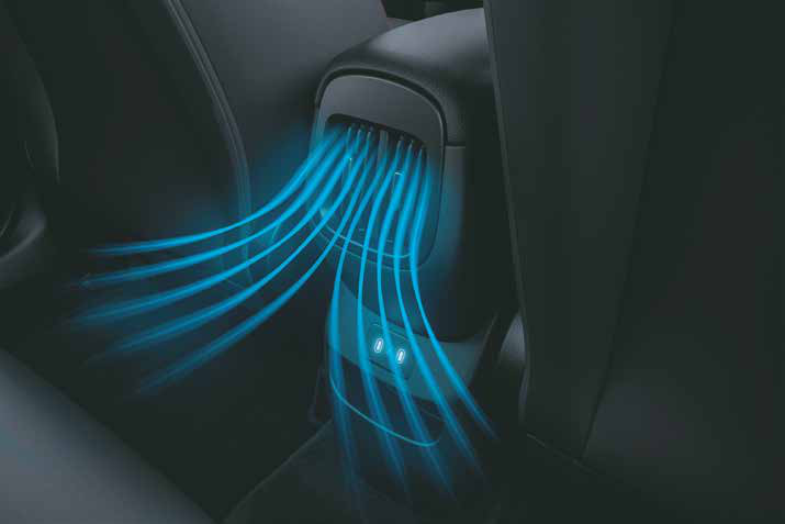 Hyundai Venue N Line — Rear AC vents