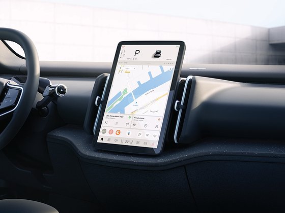 Volvo EX30, Vertical centre touchscreen displaying the navigation map and media player.