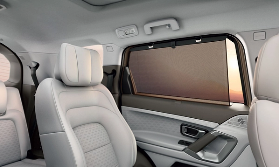 Tata Safari, 2nd row roll-up sun blinds for shade, privacy and a cooler cabin